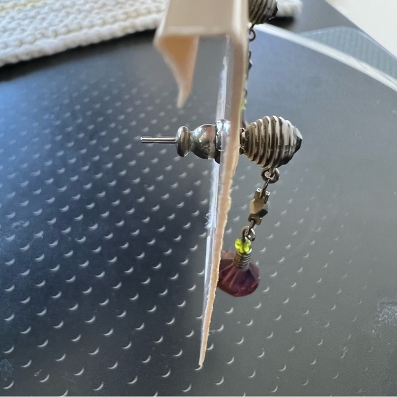 Earrings - Picture 5 of 7